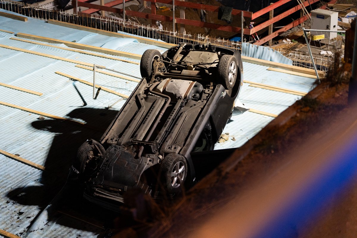 Im Blaulichtbereich – Pressefotograf Blaulicht NB Autofokus